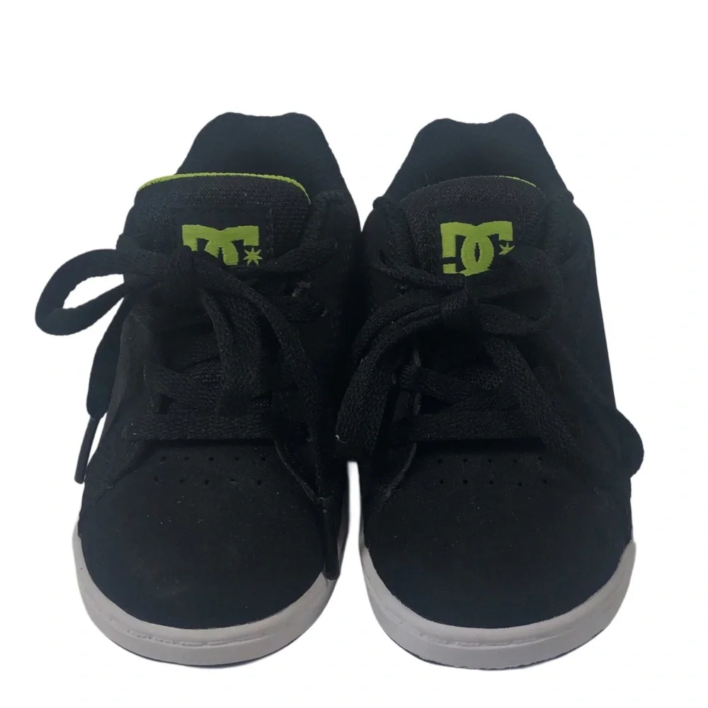 DC Kids Black/Neon Green Suede Low Top Sneakers Sz 6
